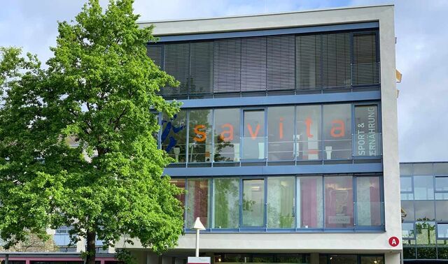 Außenansicht des Savita Sport- & Ernährungszentrums